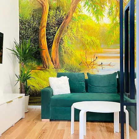 Premium & Quiet Next To Main Square Apartman *